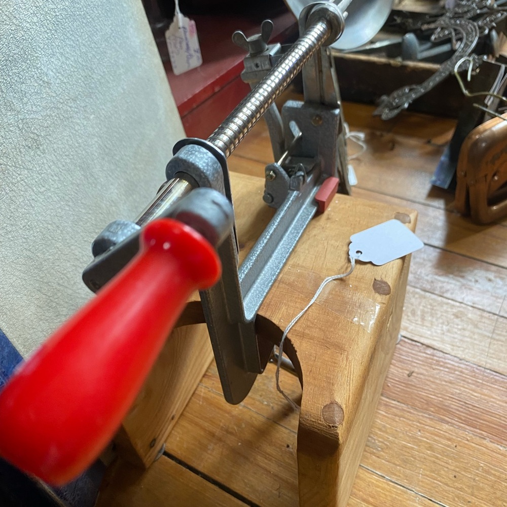 BY HAND PEELER
